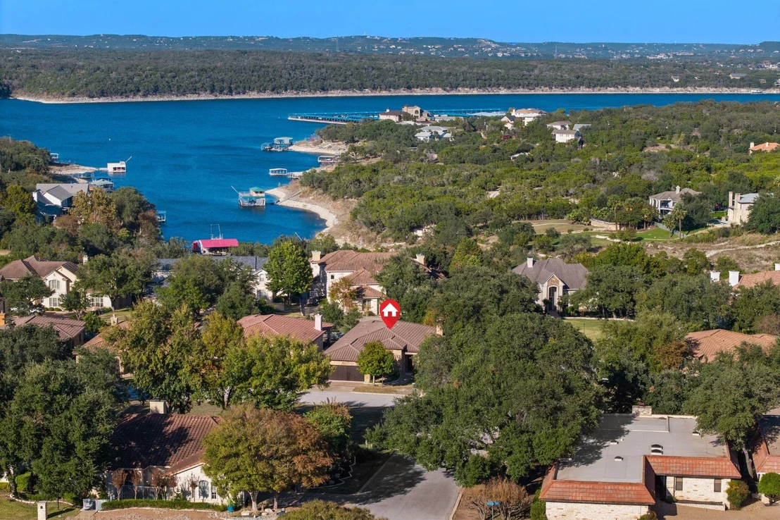 Photo of 102 Cedar Glen CV