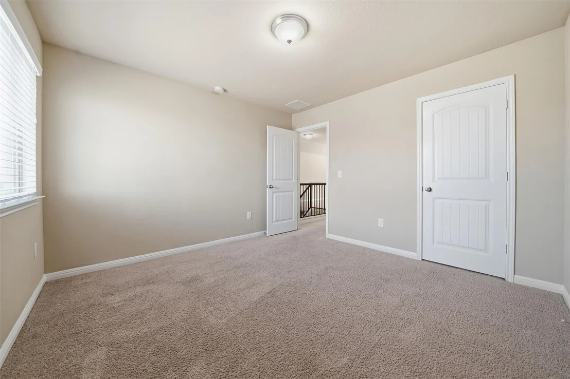Photo of 613 Longhorn Cavern RD