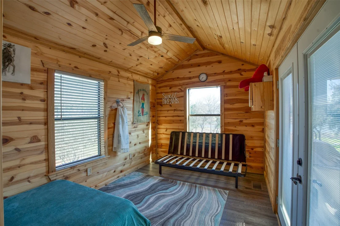 Photo of 103 E Indian Bend RD