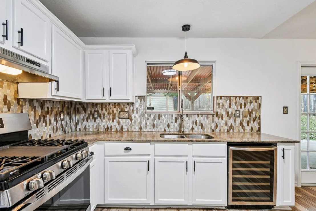 Photo of 7004 Colony Loop DR
