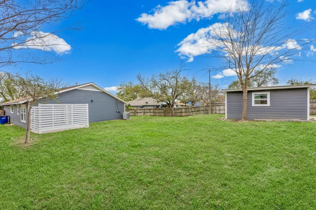 Photo of 13200 Elysian Fields CV