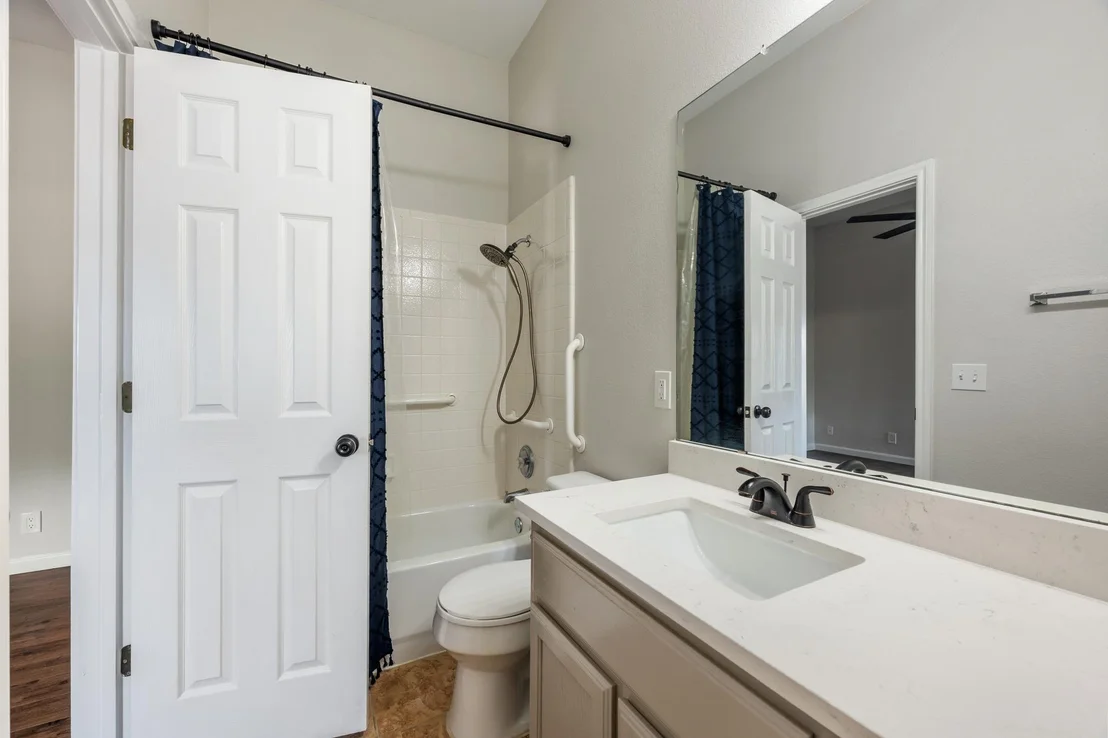 Photo of 712 Kingston Lacy BLVD