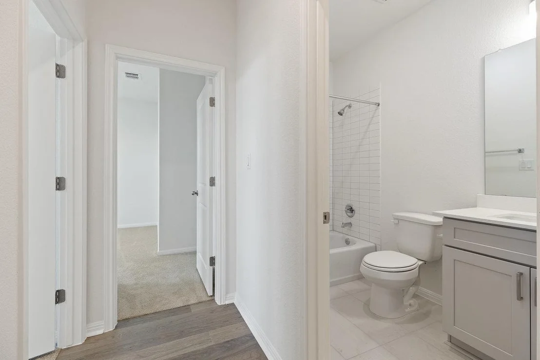 Photo of 180 Condesa ST