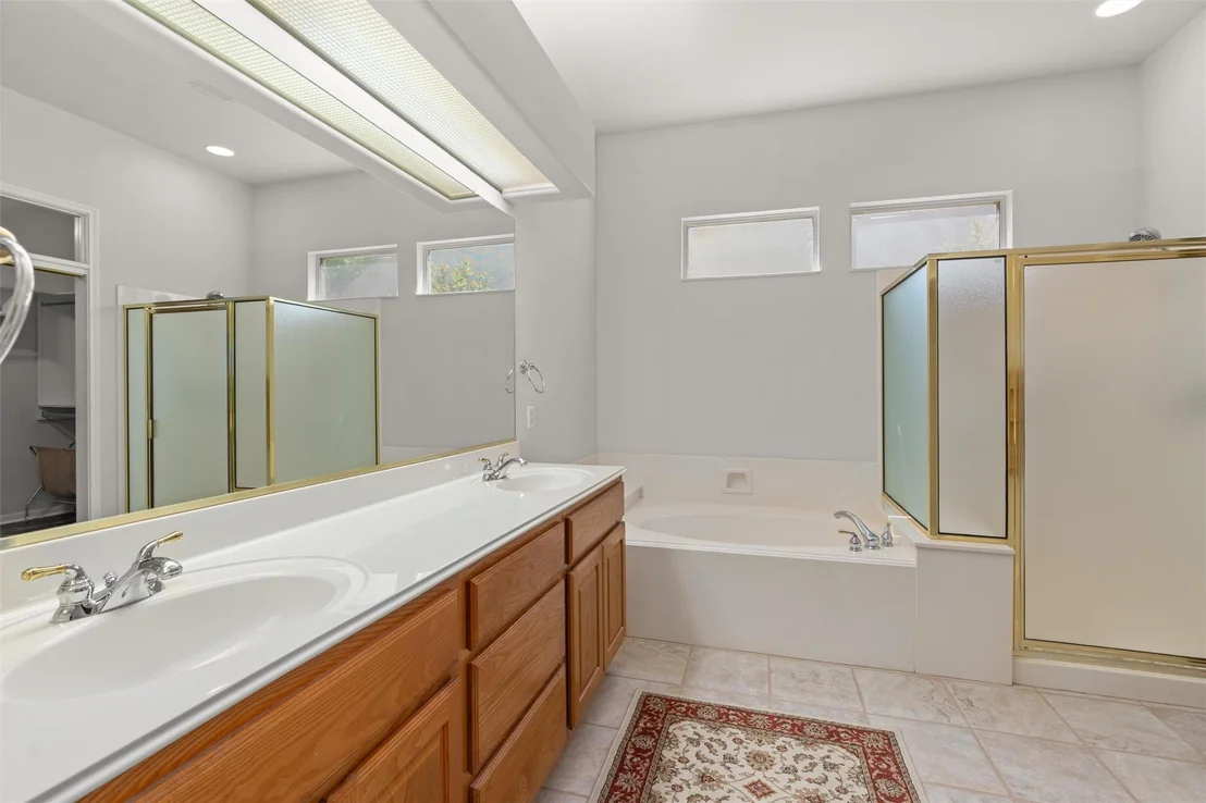 Photo of 110 Persimmon LN