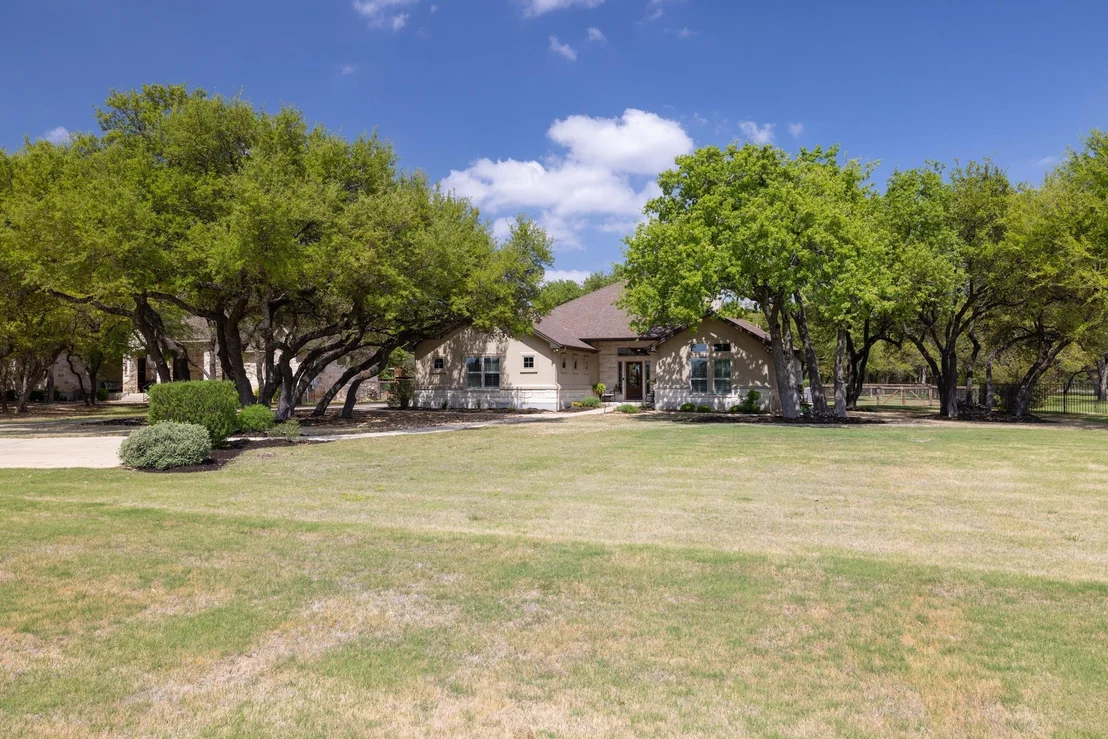 Photo of 909 Highland Spring LN