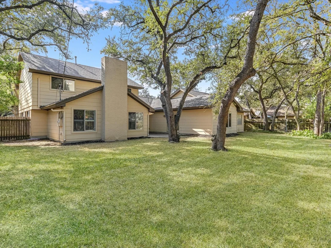 Photo of 8304 High Oak DR