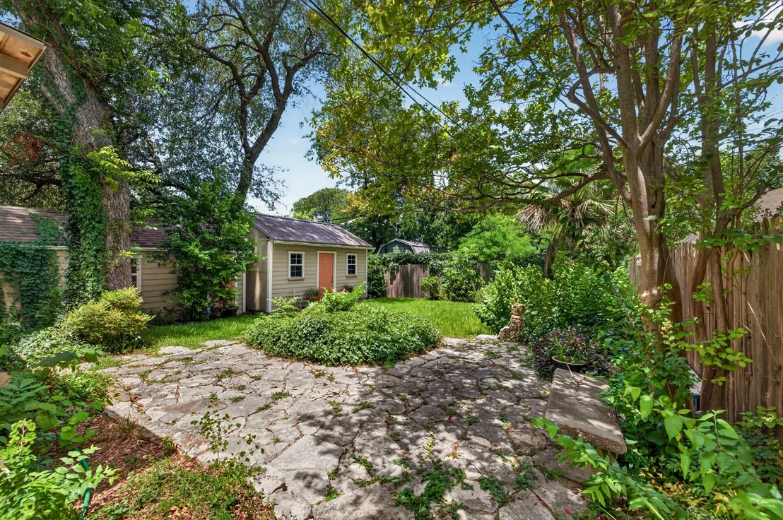 Photo of 4616 Sinclair Ave