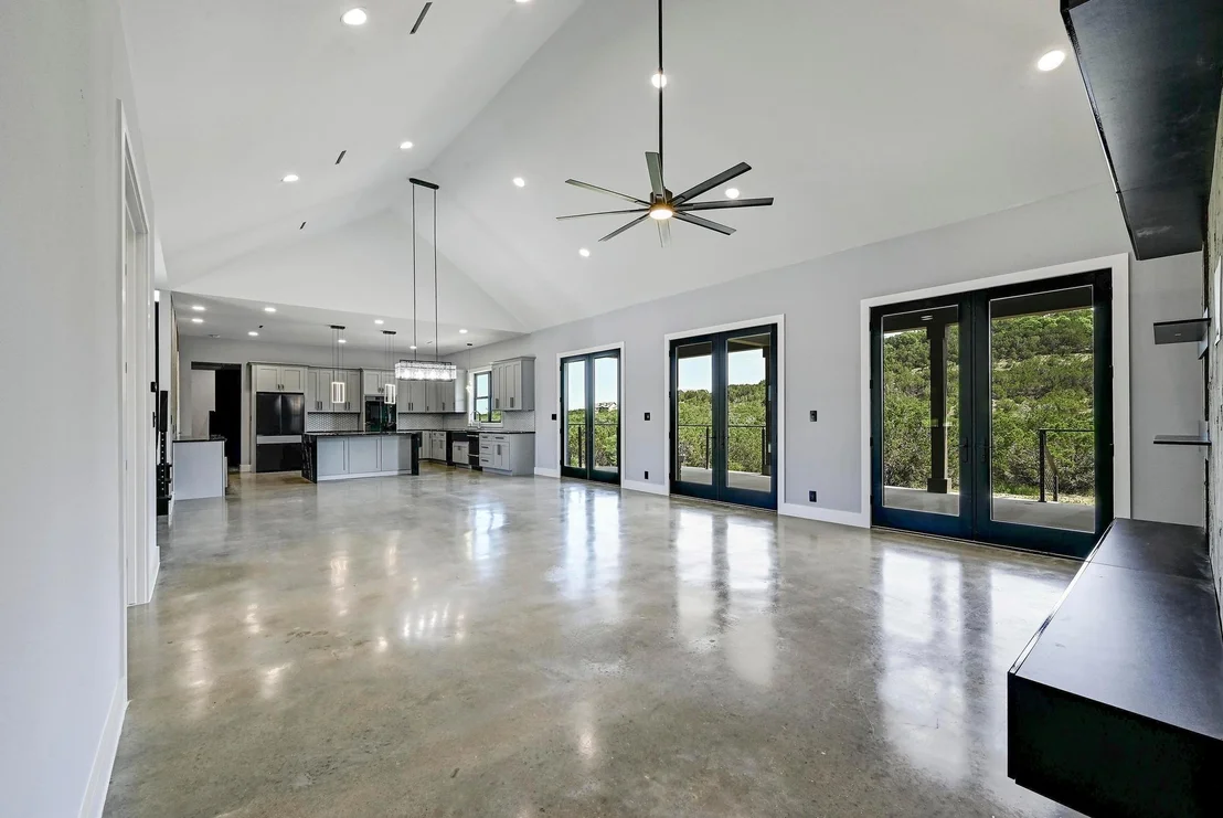 Photo of 304 Spring Hollow DR