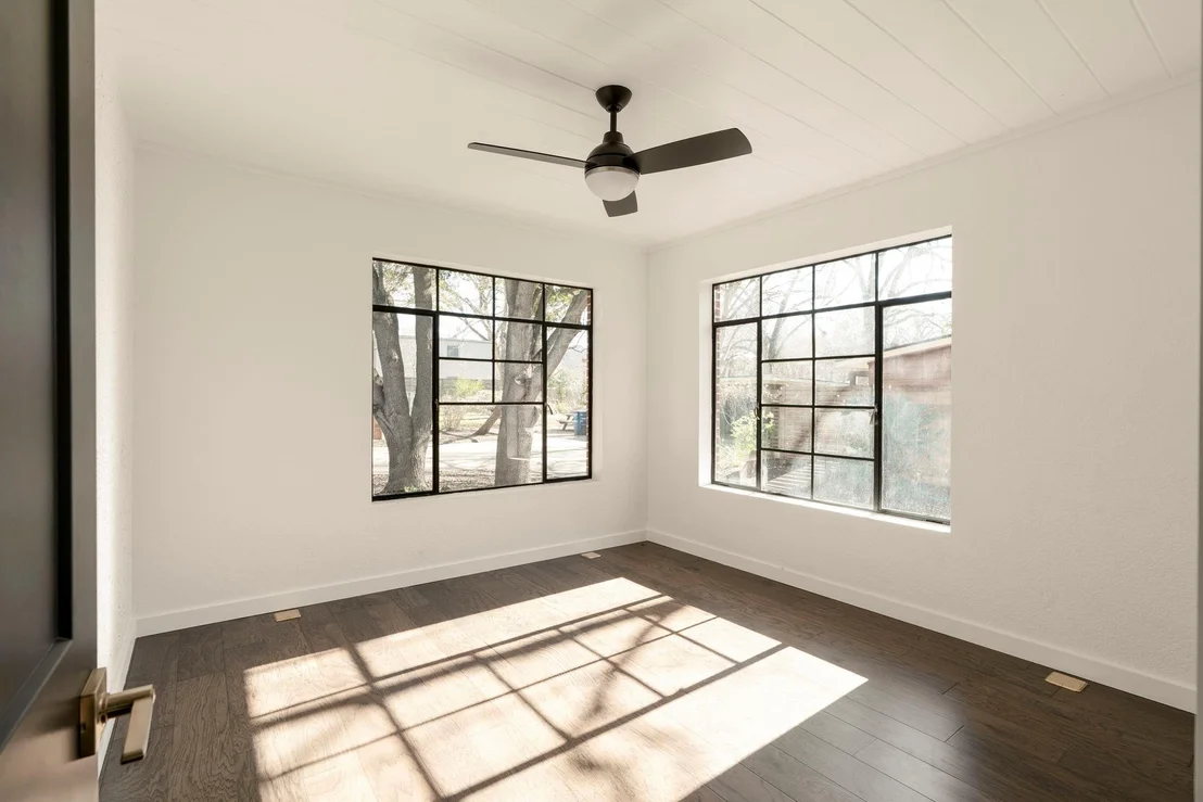 Photo of 5611 Joe Sayers Ave