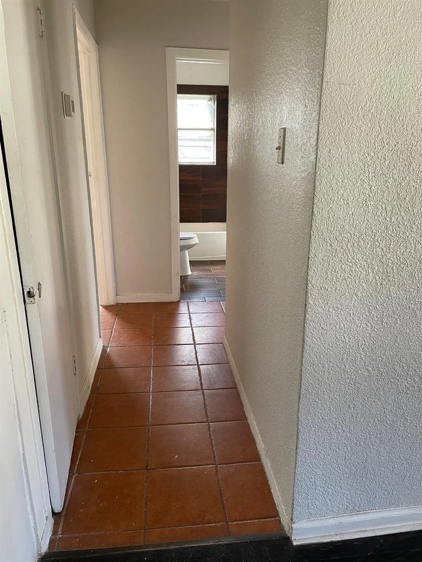 Photo of 1601 N Redondo DR