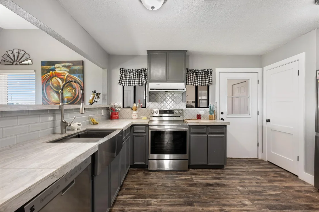 Photo of 3350 County Road 303