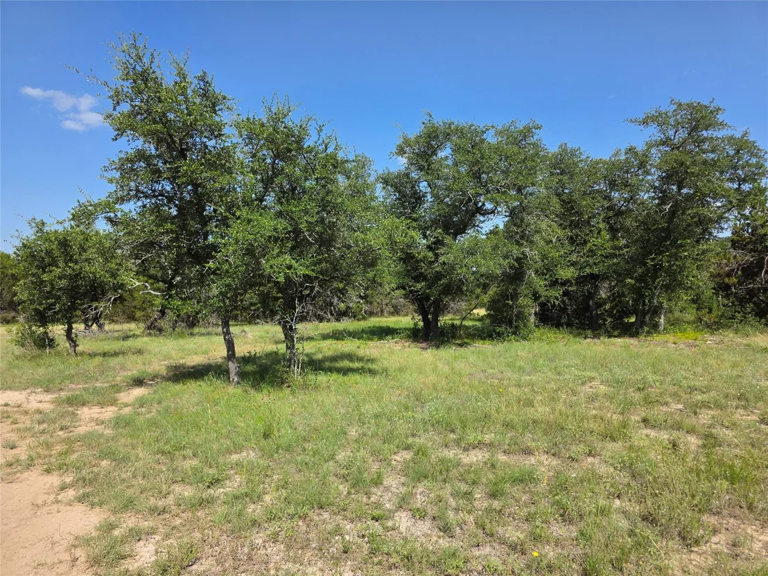 Photo of 237 Oak Glen LN