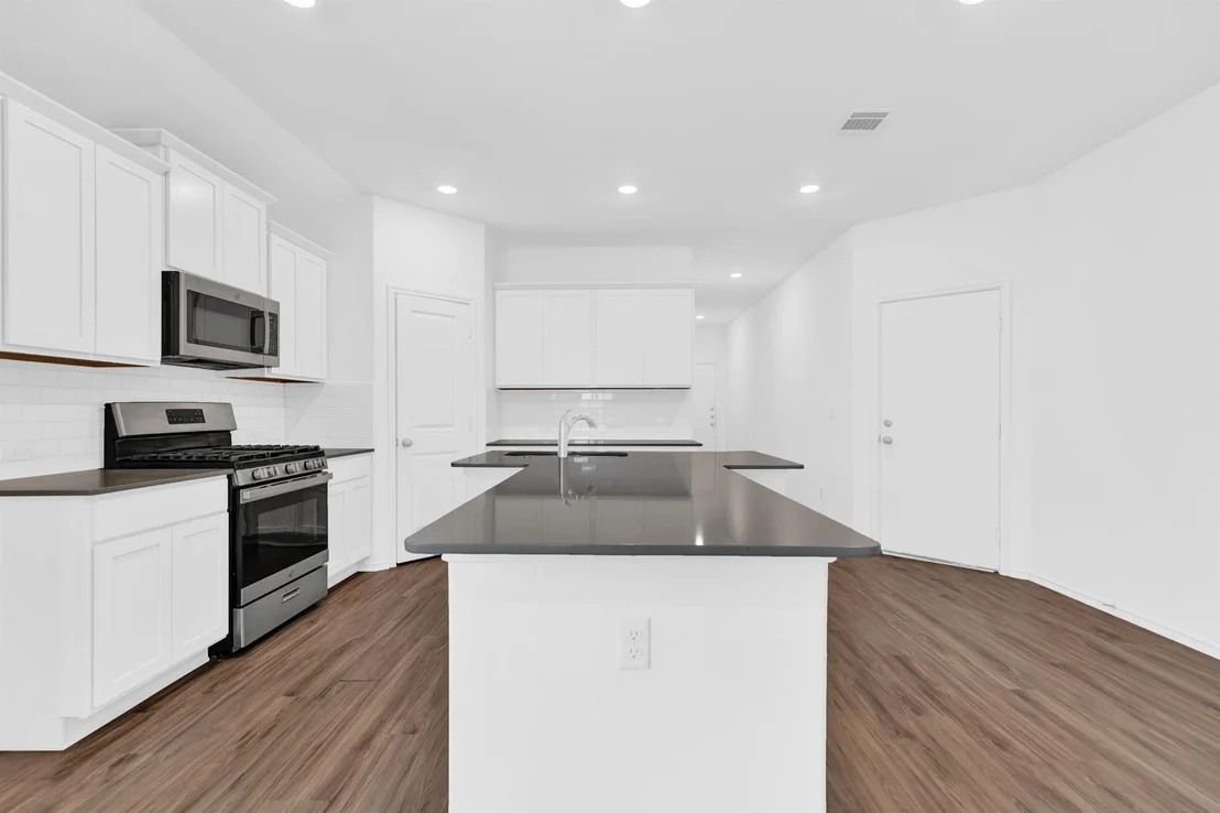 Photo of 332 Escondido CIR