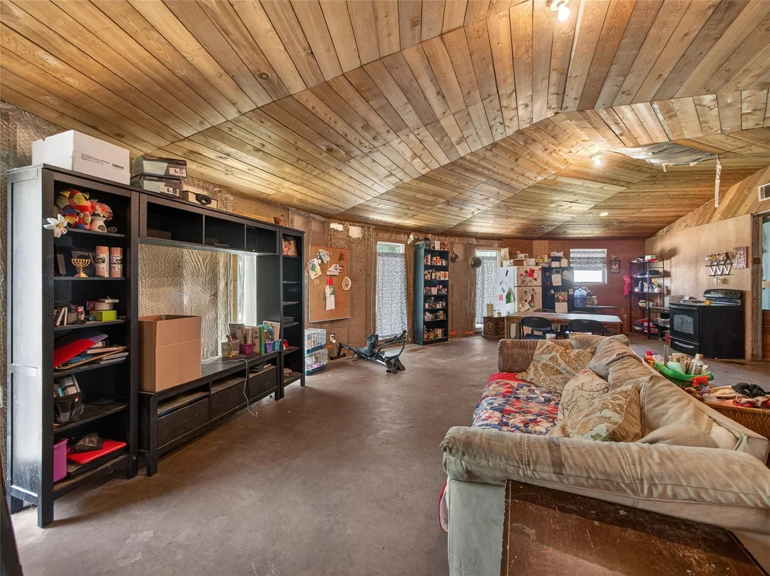 Photo of 21500 Firefly RD