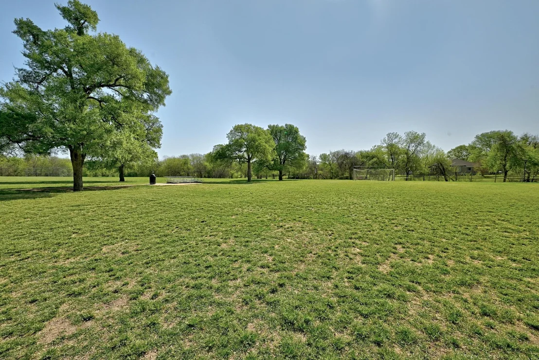 Photo of 102 Chandler Pointe LOOP