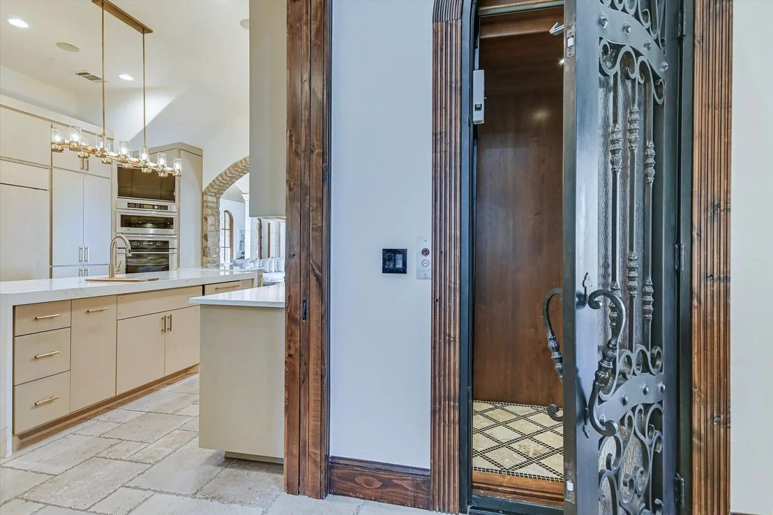 Photo of 252 LA SERENA LOOP