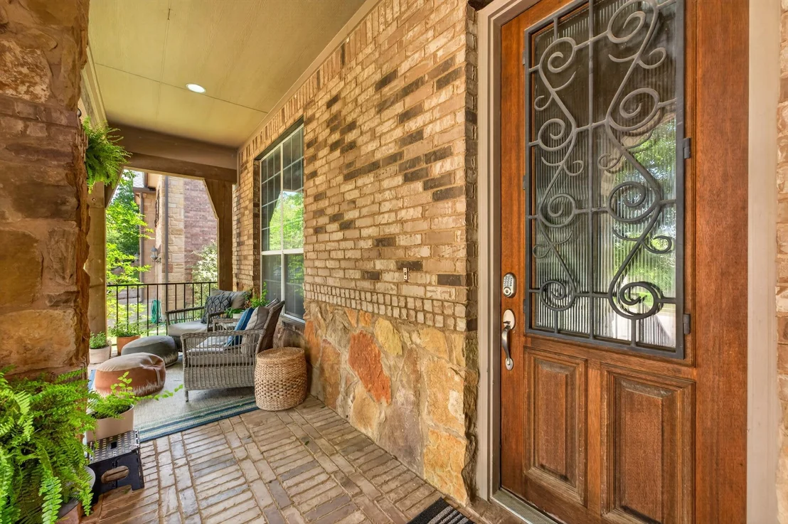 Photo of 180 Granite LN