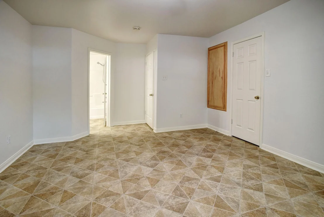 Photo of 504 Leah LN