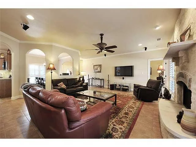 Photo of 644 Newport DR