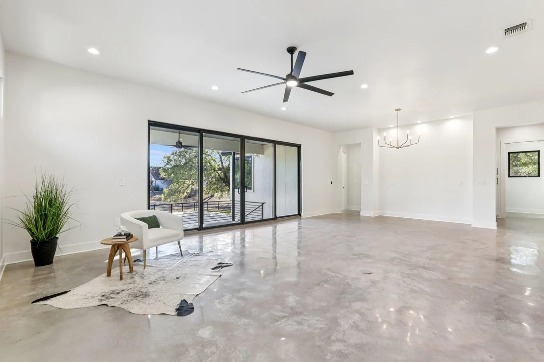 Photo of 300 Deer DR
