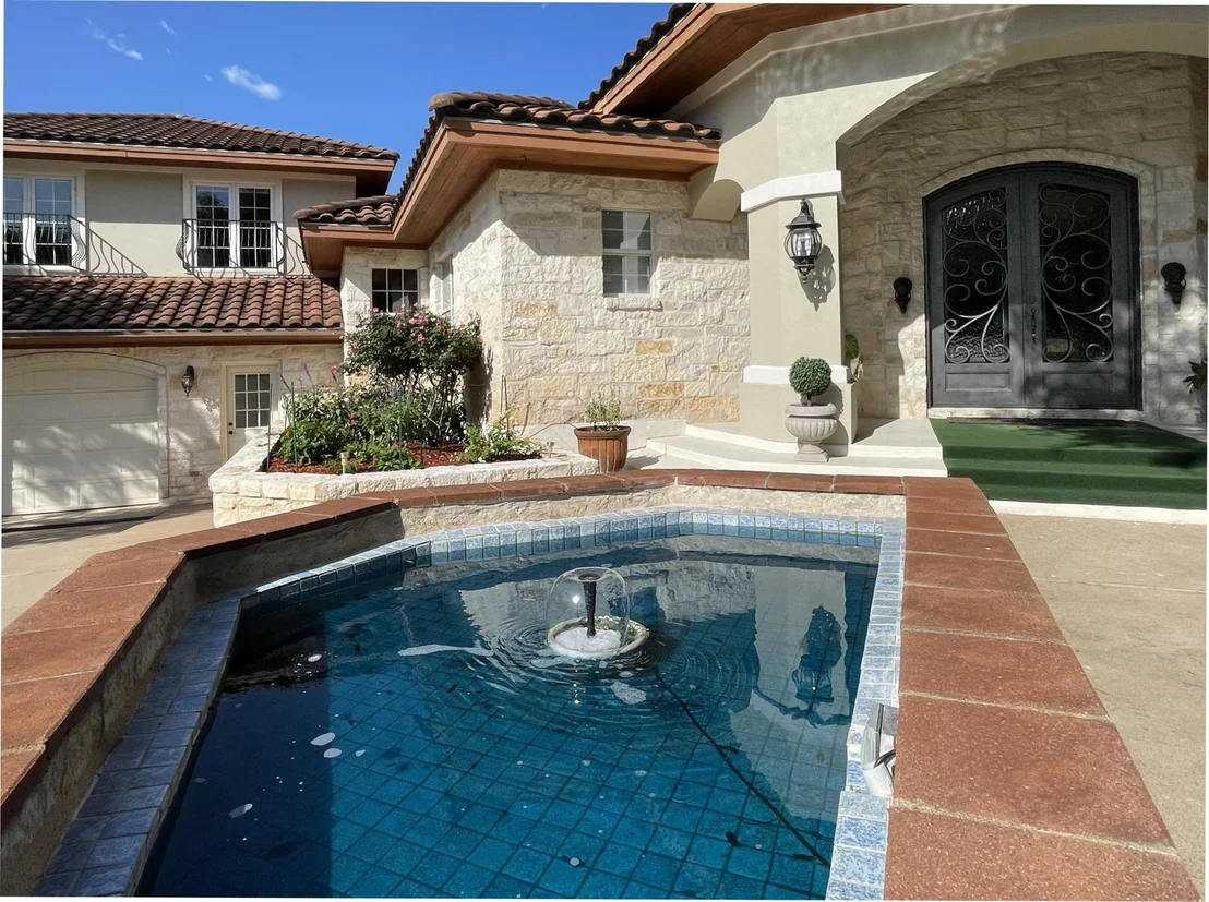Photo of 25400 River RD