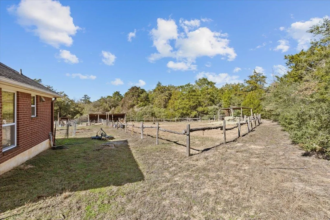 Photo of 110 Sky Ranch RD