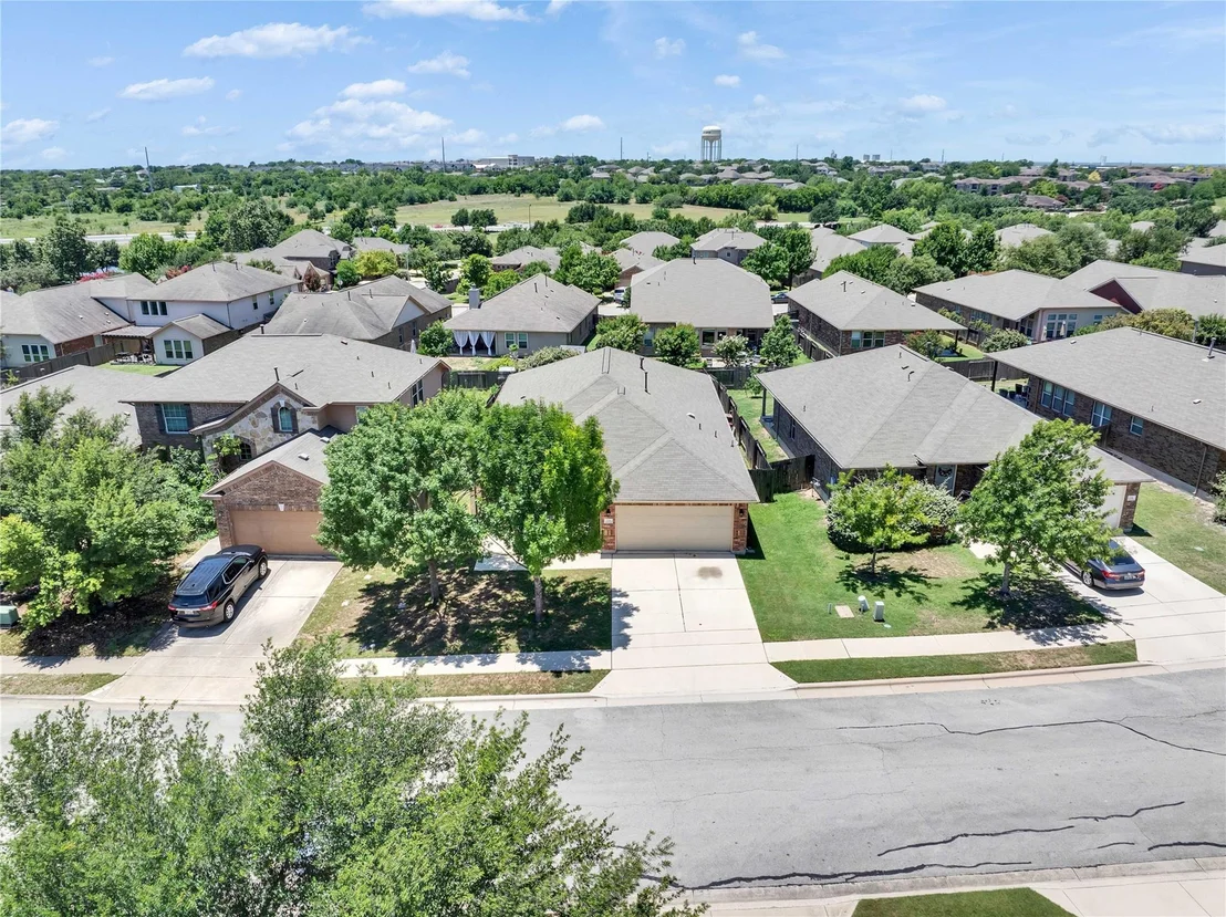 Photo of 228 Lavender LN