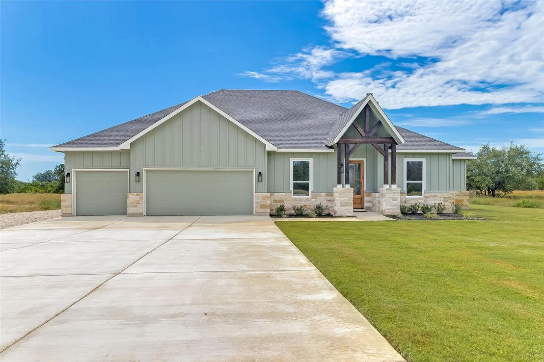 Photo of 111 Draper LN
