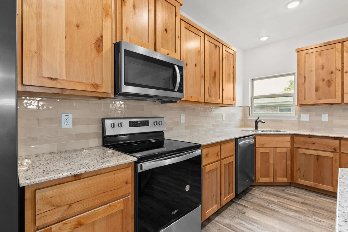 Photo of 828 Elijah LN