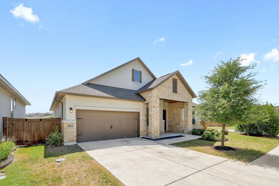 Photo of 1612 Indian Apple WAY