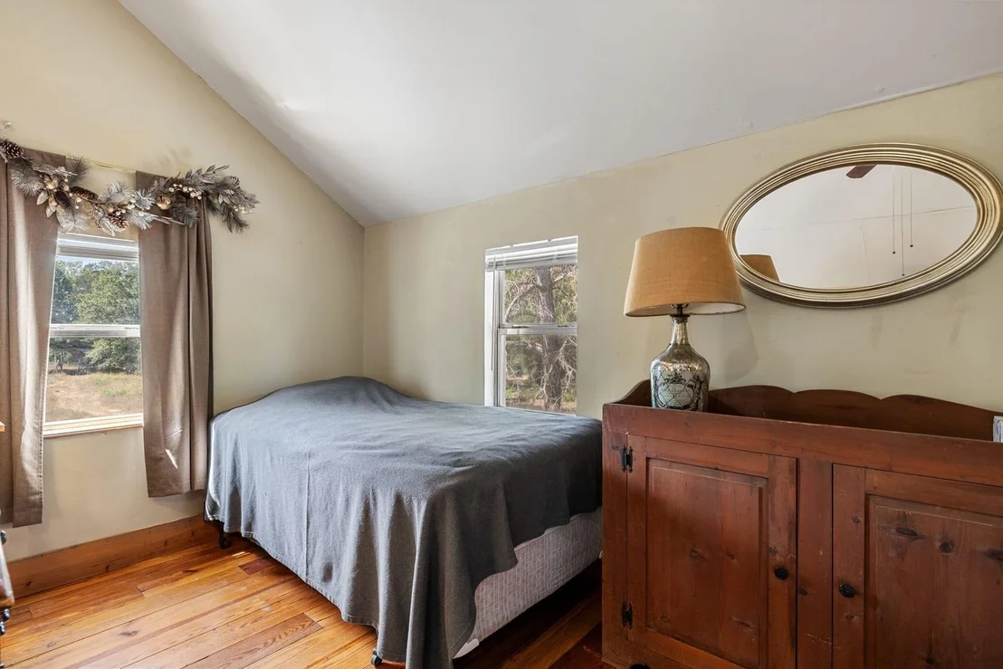 Photo of 242 Cody LN