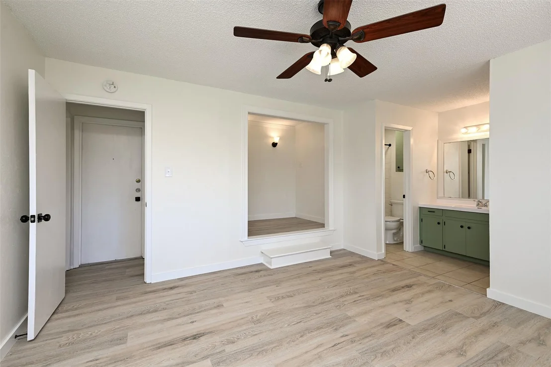 Photo of 404 Northwood DR