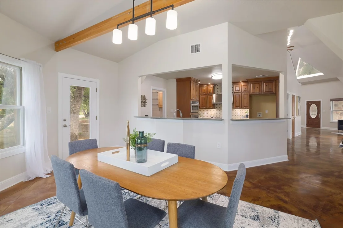Photo of 16 Tall Oaks TRL