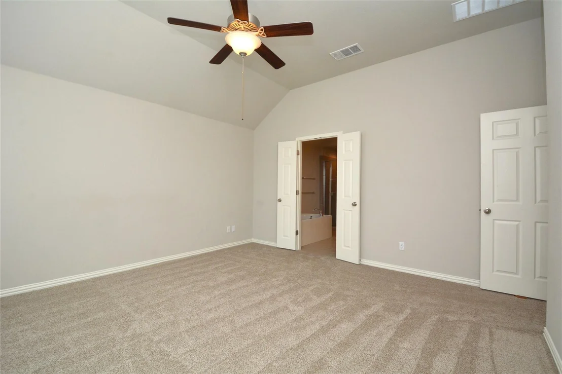 Photo of 142 Venice CV