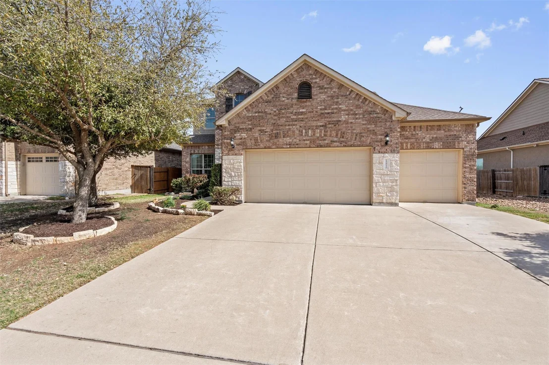Photo of 15812 Jeffs LN