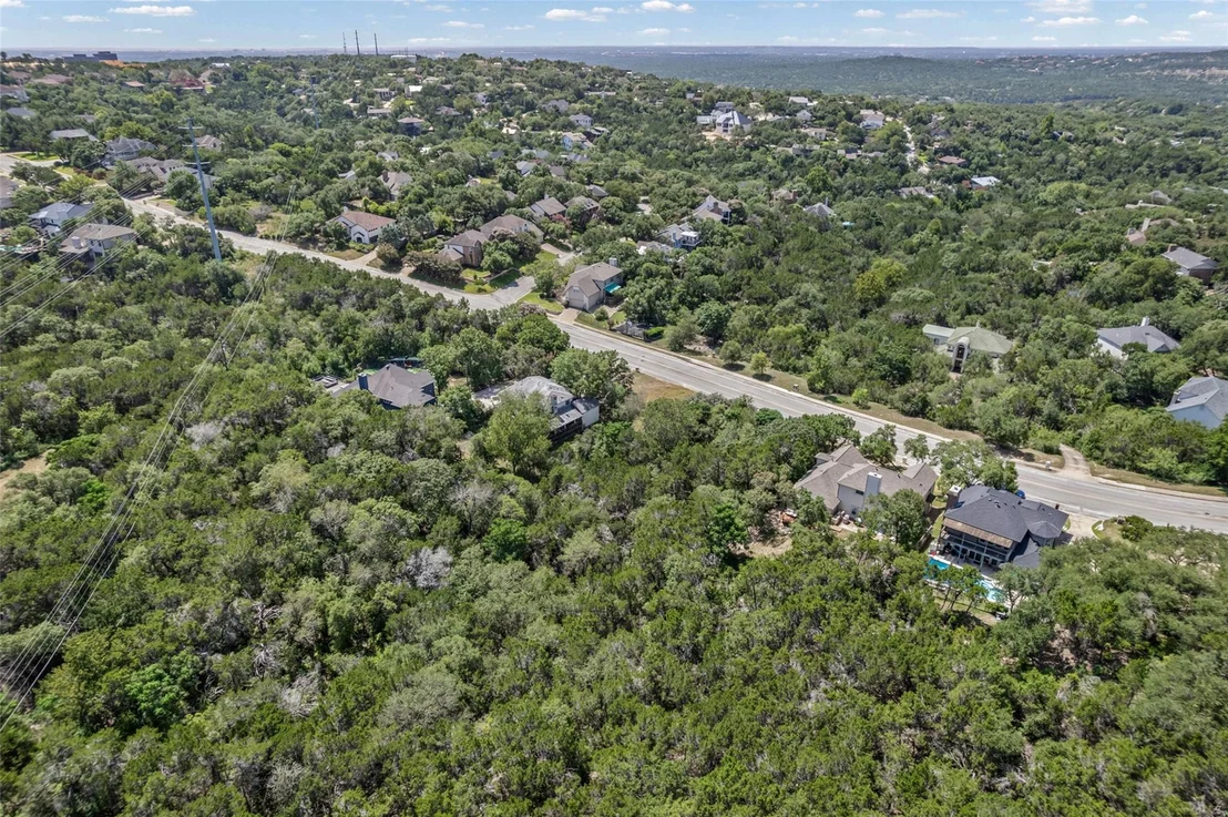 Photo of 6635 Whitemarsh Valley WALK