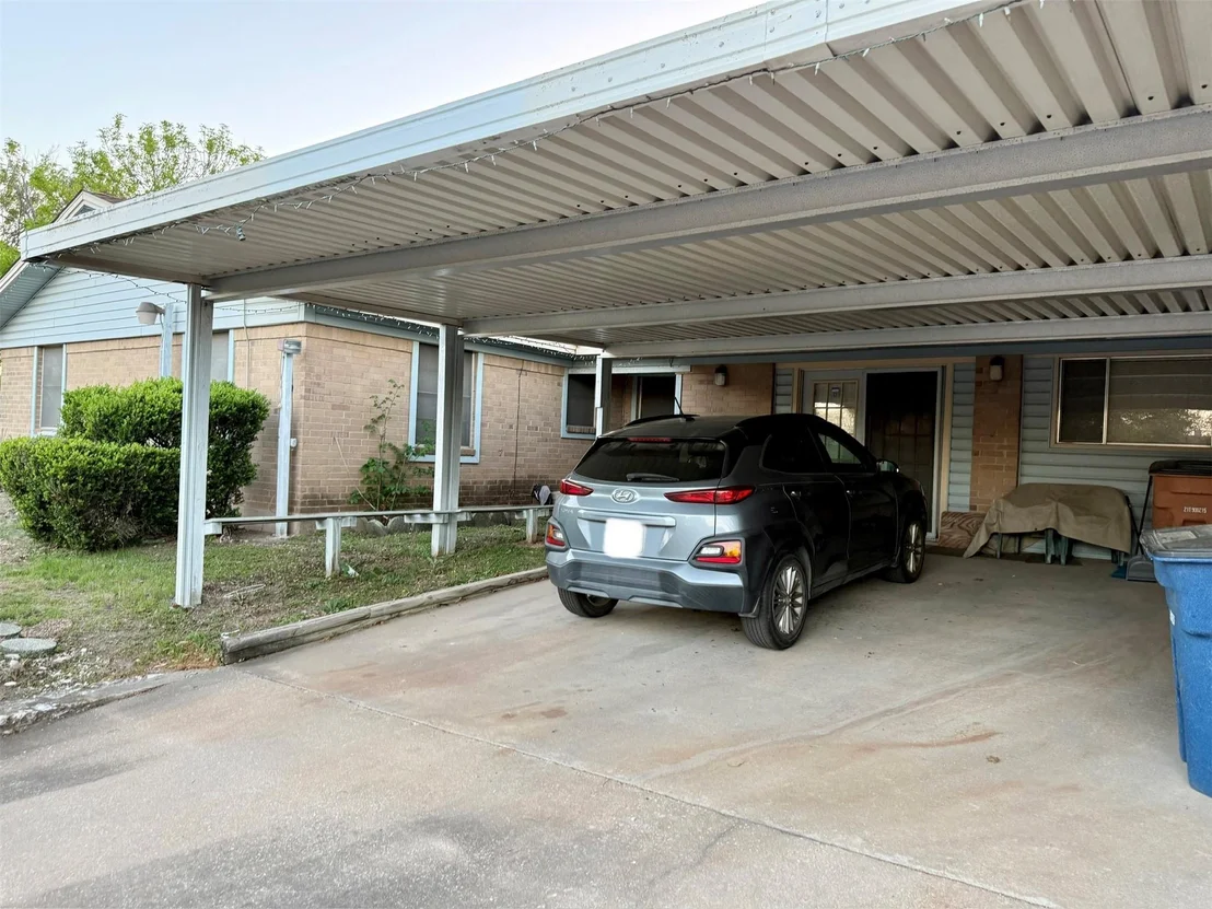 Photo of 100 Skyloop DR