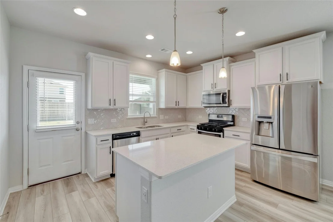 Photo of 12101 CORSICANA TRL