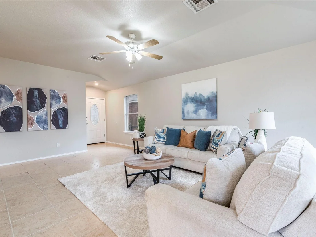 Photo of 1233 Tudor House RD