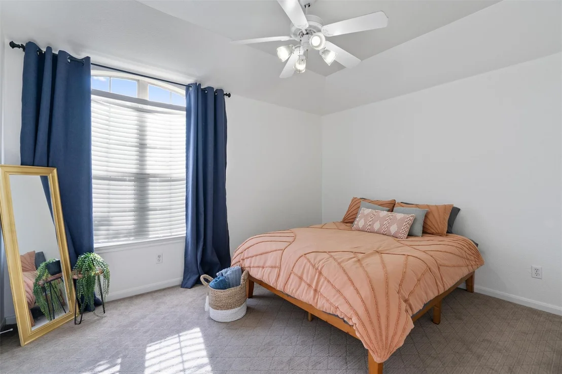 Photo of 902 Lavender CV