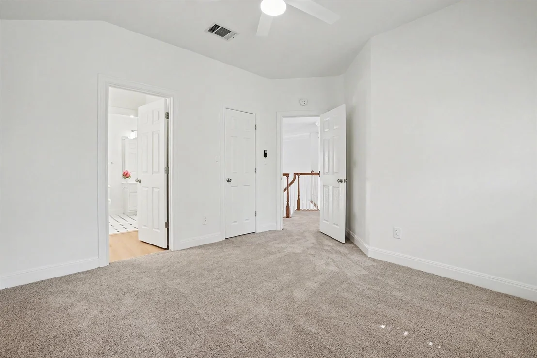 Photo of 38 Tiburon DR