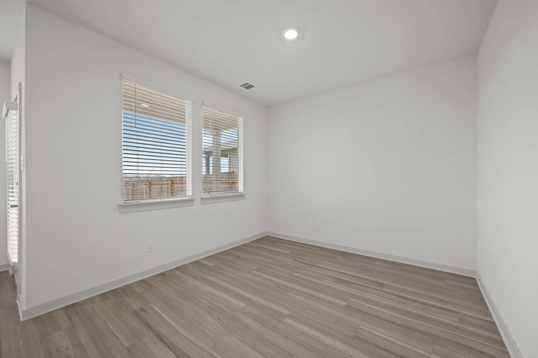 Photo of 428 Millbrook BLVD