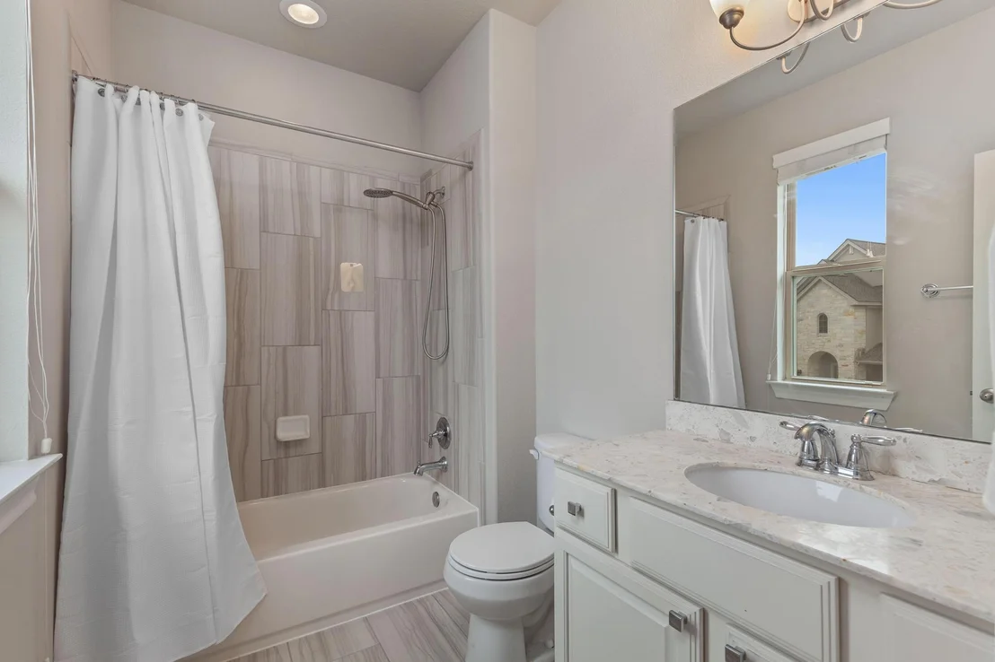Photo of 3028 Silvergrass CV