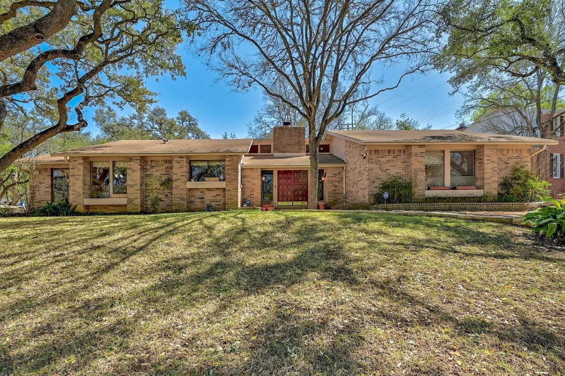 Photo of 2804 Rock WAY
