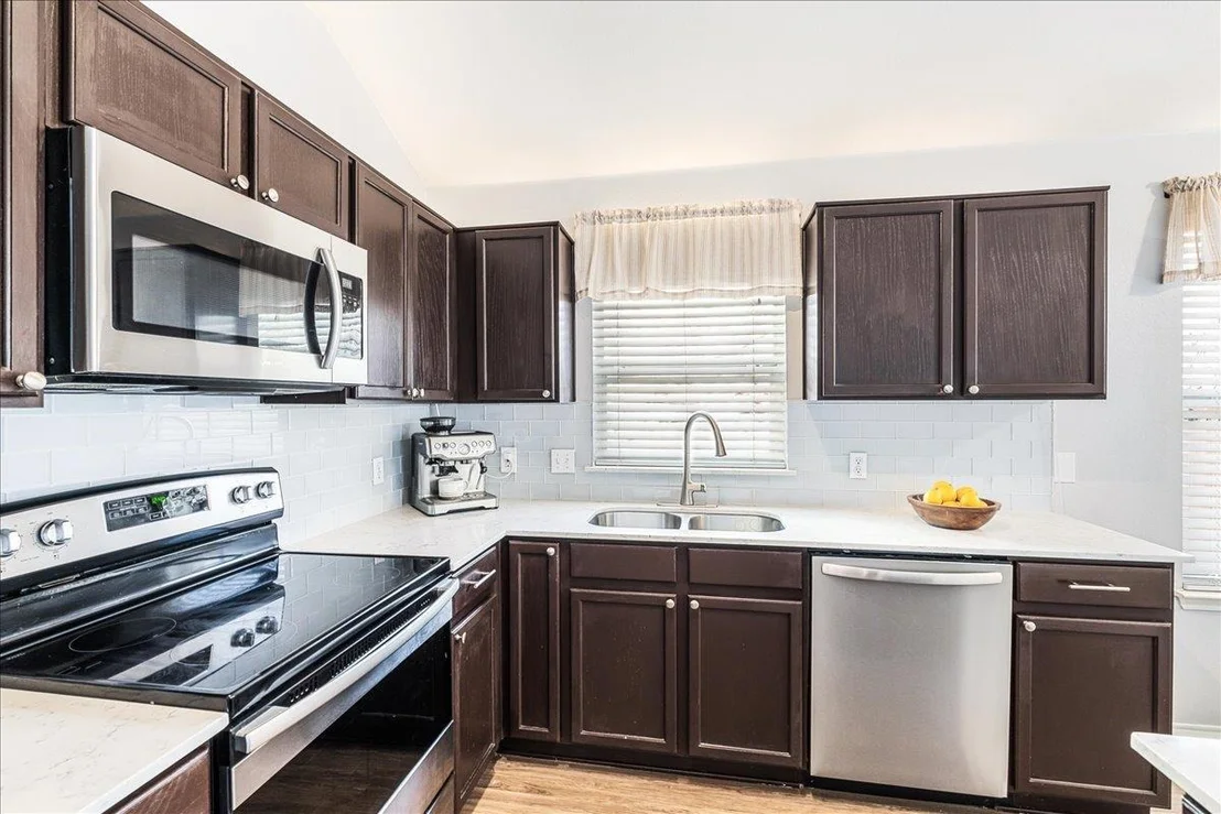 Photo of 15001 Lantern DR