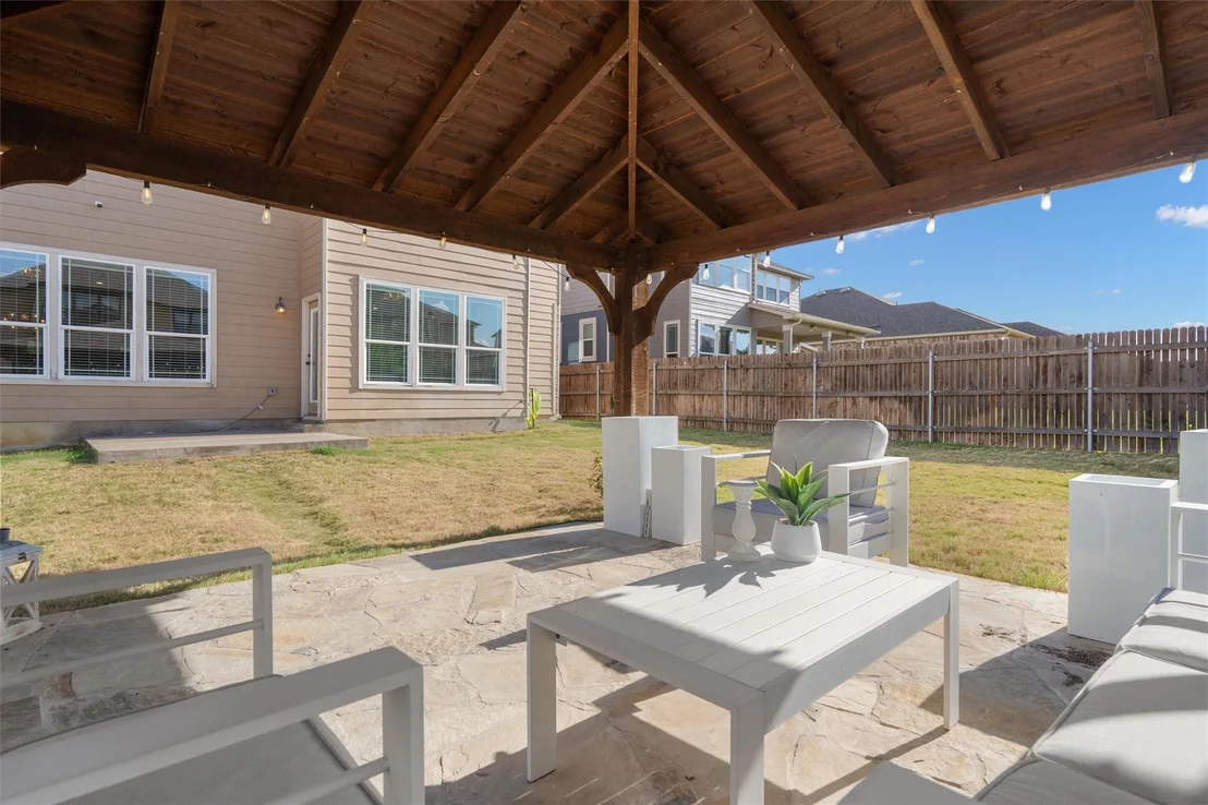 Photo of 310 White River DR