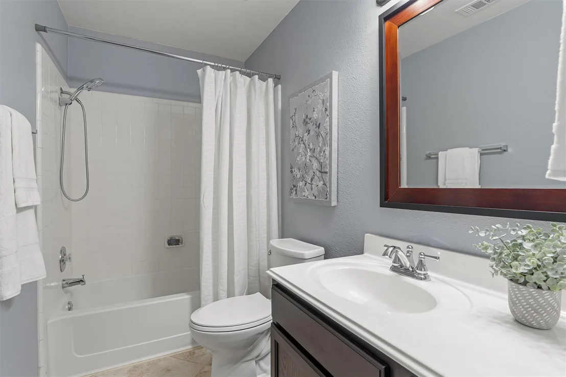 Photo of 121 Dogwood DR