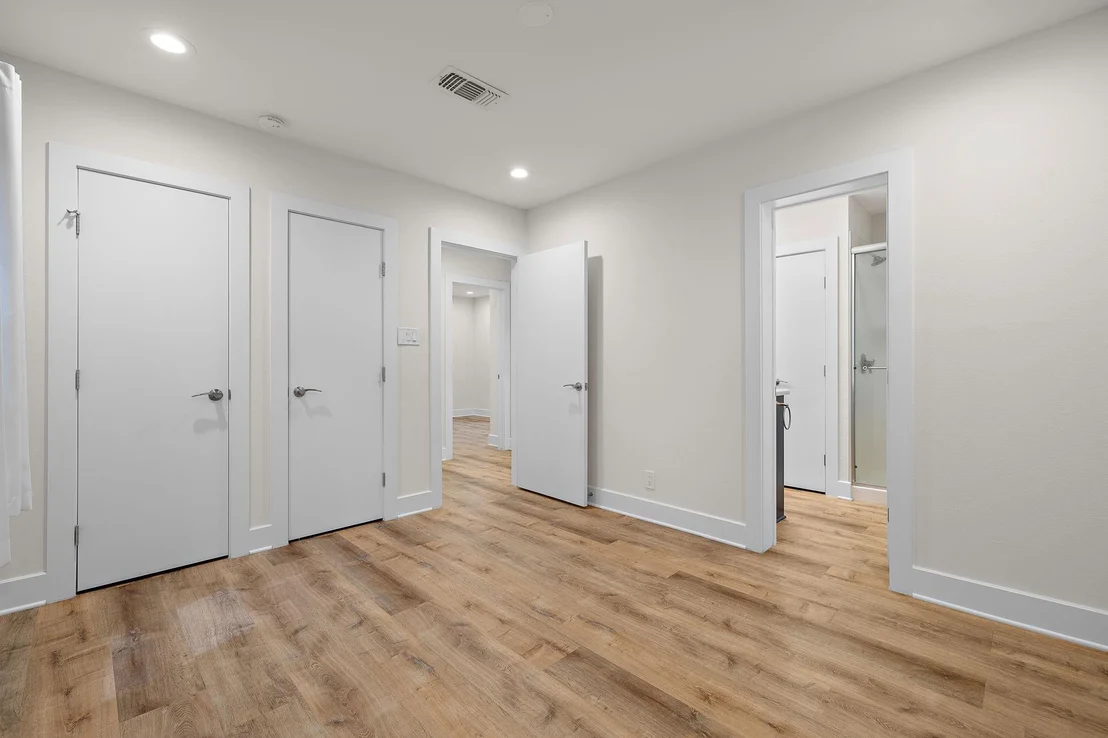 Photo of 1803 Forestglade DR