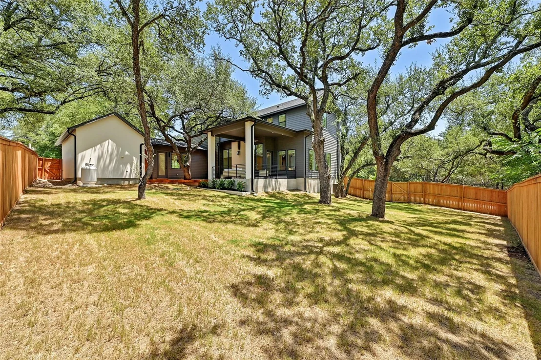 Photo of 18405 Georgetown DR