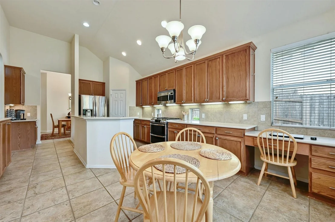Photo of 204 Saddleback RD